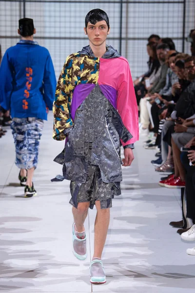 Look 7